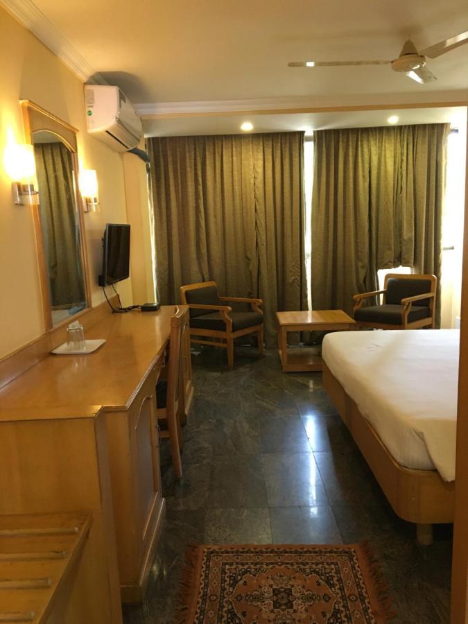 Asr Guesthouse Τιρουπάτι Εξωτερικό φωτογραφία